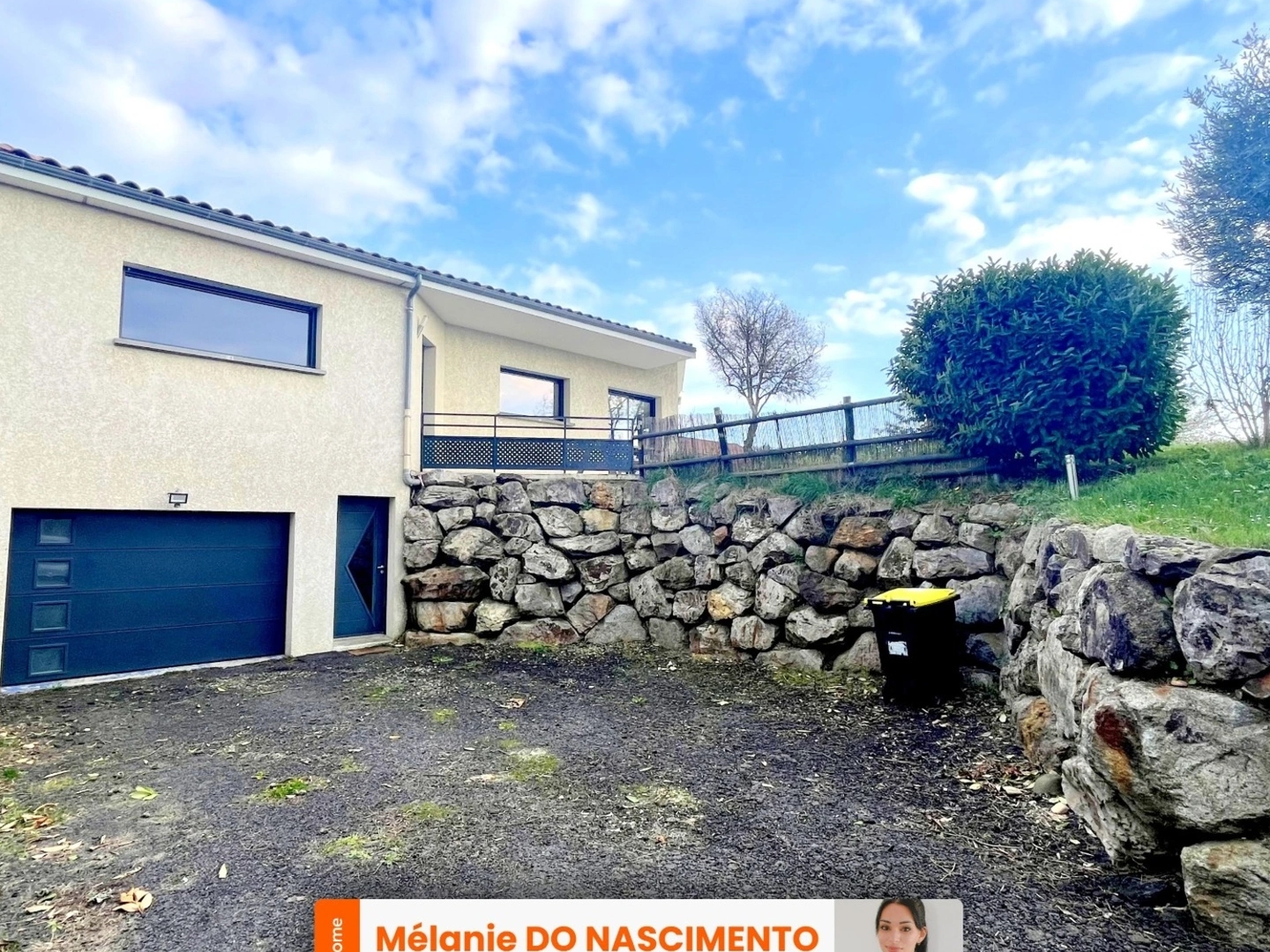 Maison à vendre - 7 pièces - 183m2 - Beauregard-L'évêque (63116)