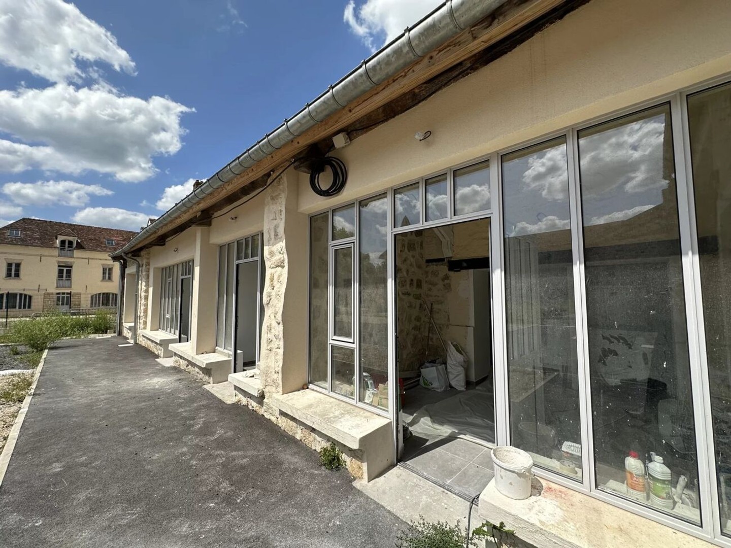 Local commercial 2 pièces 25 m²