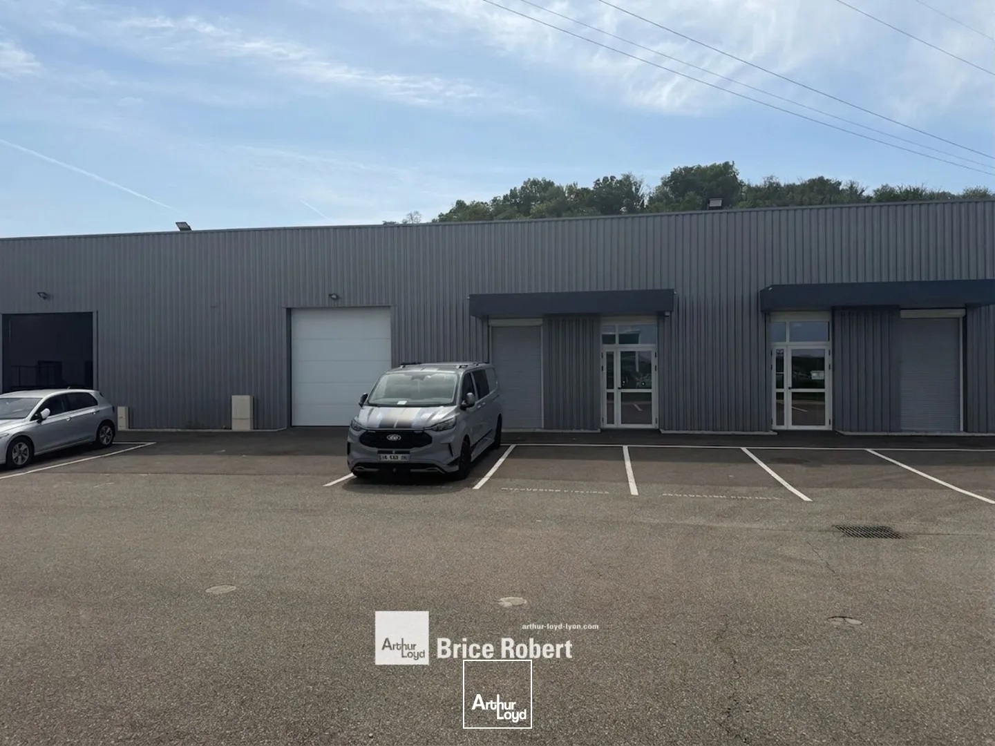 Local d'activités à vendre à Grenay avec accès rapide autoroute et quai