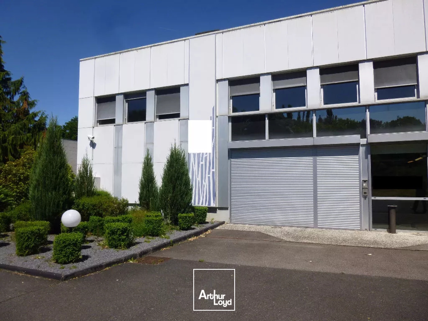 Bâtiment à usage de bureaux