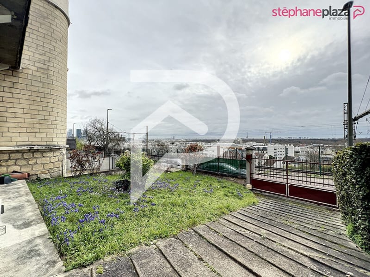 Maison à vendre - 8 pièces - 183m2 - Suresnes (92150)