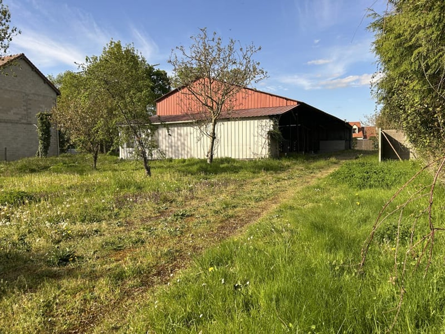 Locaux à vendre - 500m2 - Longnes (78980)