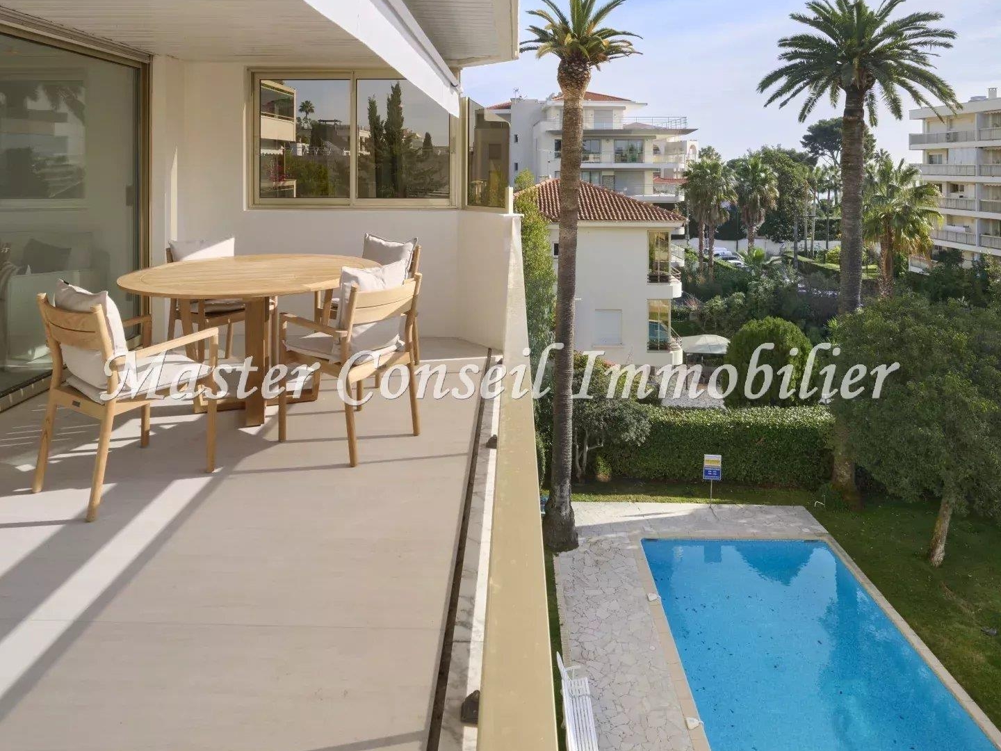 Palm Beach Magnifique 4P 100M² + 21M² Ter et Piscine