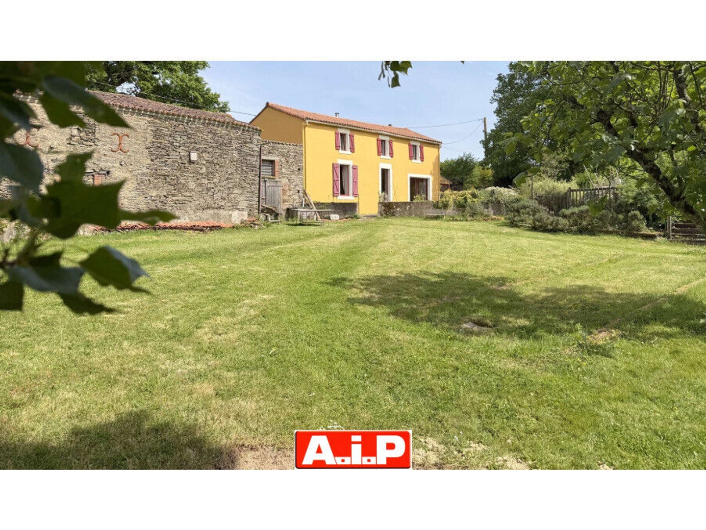 Maison à vendre - 8 pièces - 214m2 - Terval (85120)