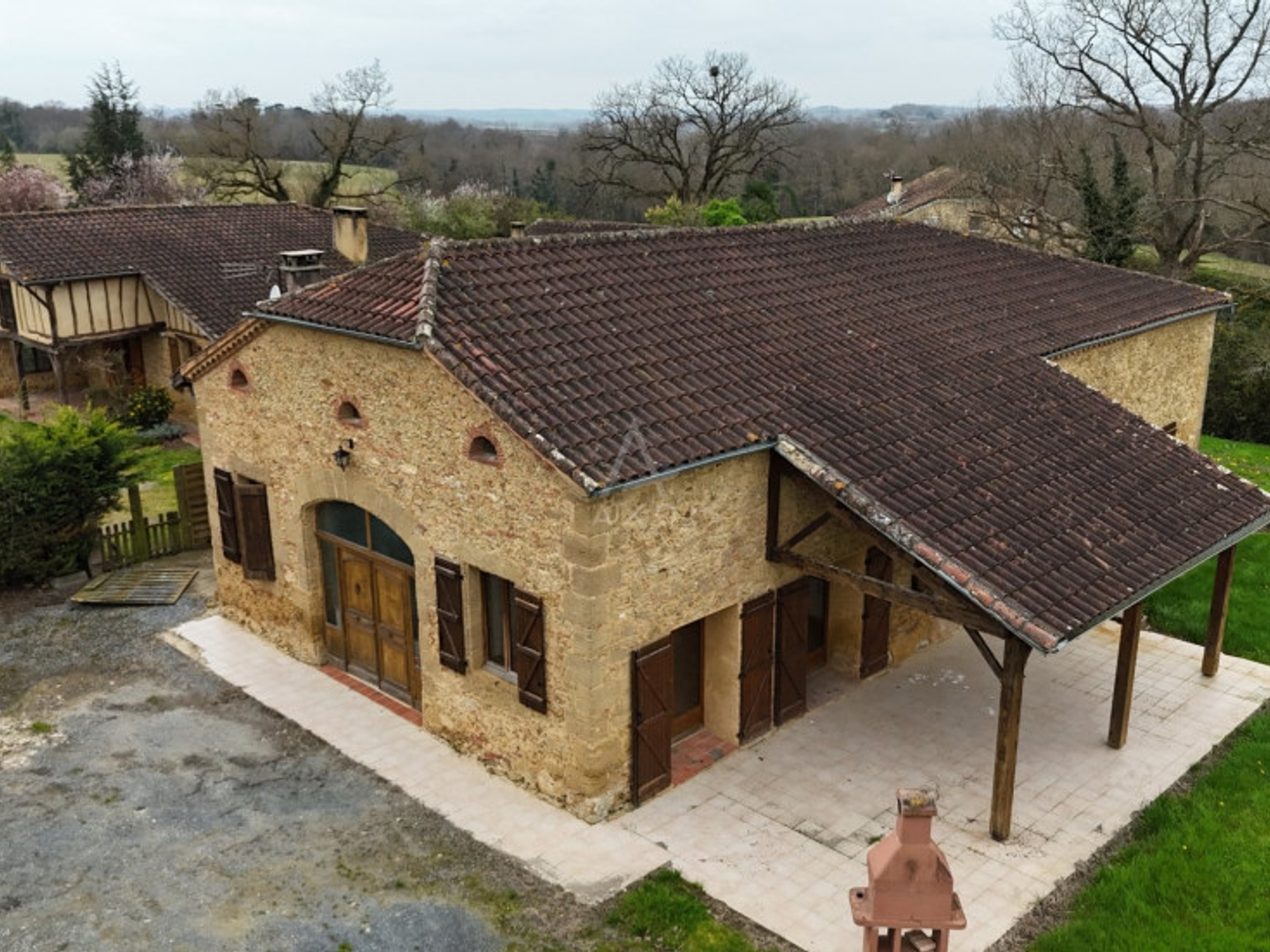 Maison à vendre - 10 pièces - 303m2 - Salles-D'armagnac (32370)