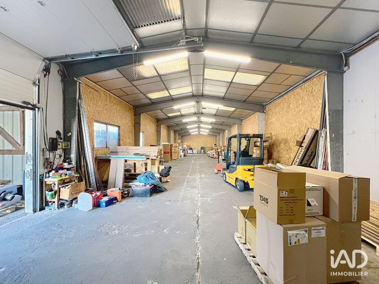 Immeuble commercial 1 pièce 449 m²