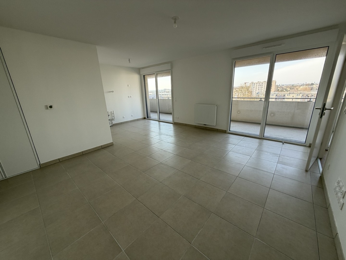 Terrasse - Notaire offert - Parking