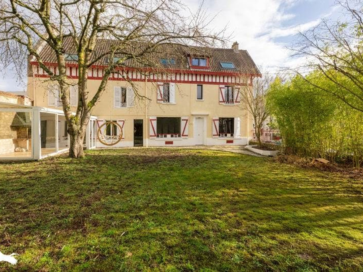 Maison 10 pièces 205 m²