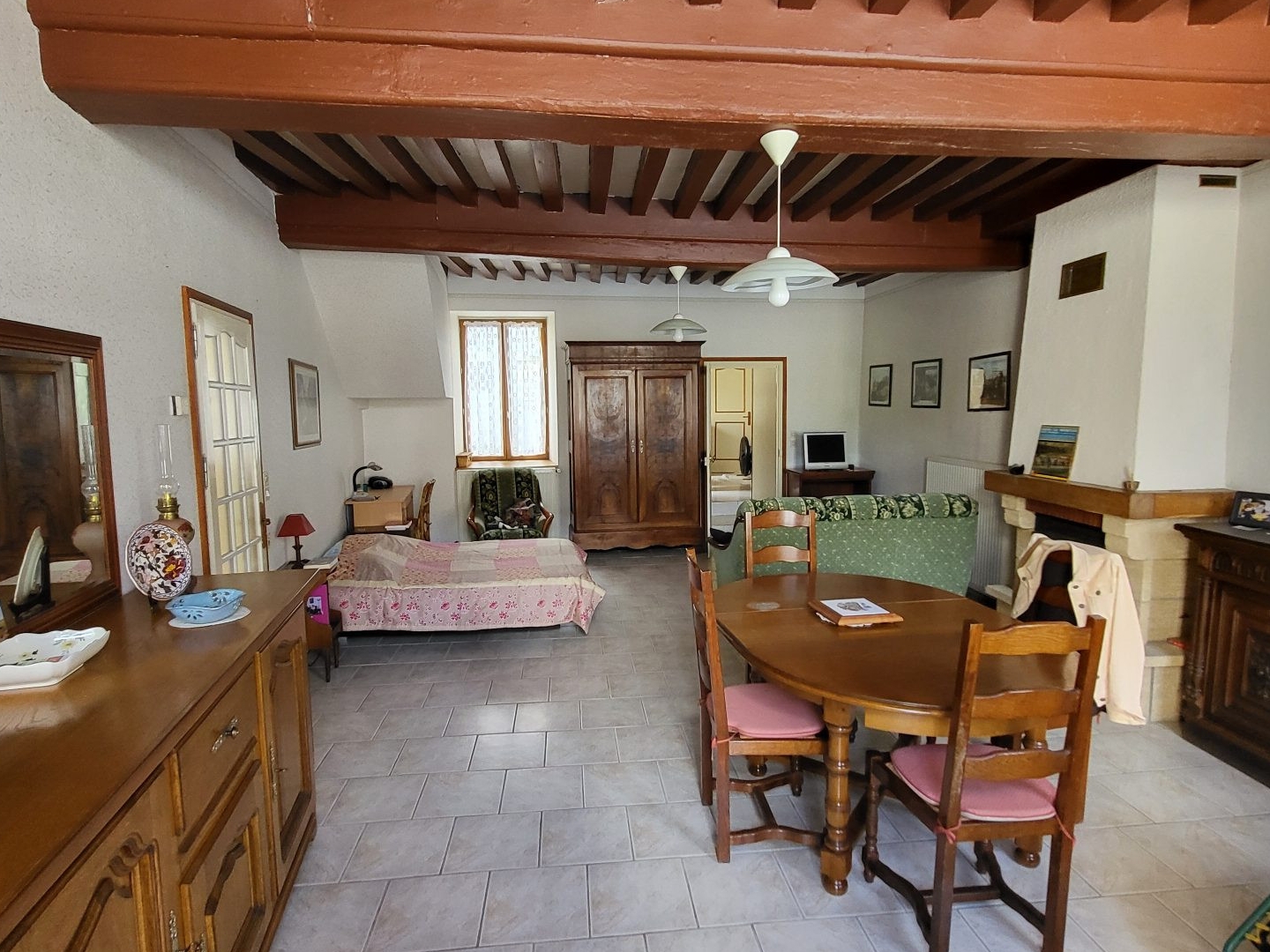 Appartement à vendre - 4 pièces - 117m2 - Château-Chinon (58120)