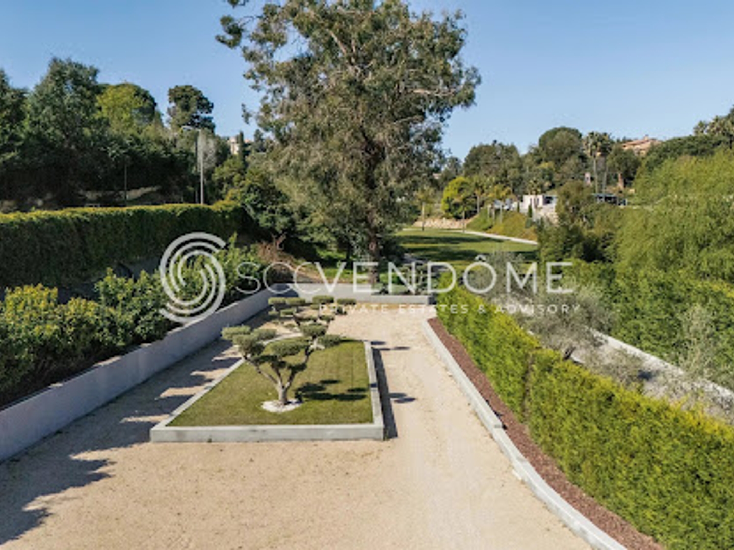 Maison à vendre - 600m2 - Cannes (06400)