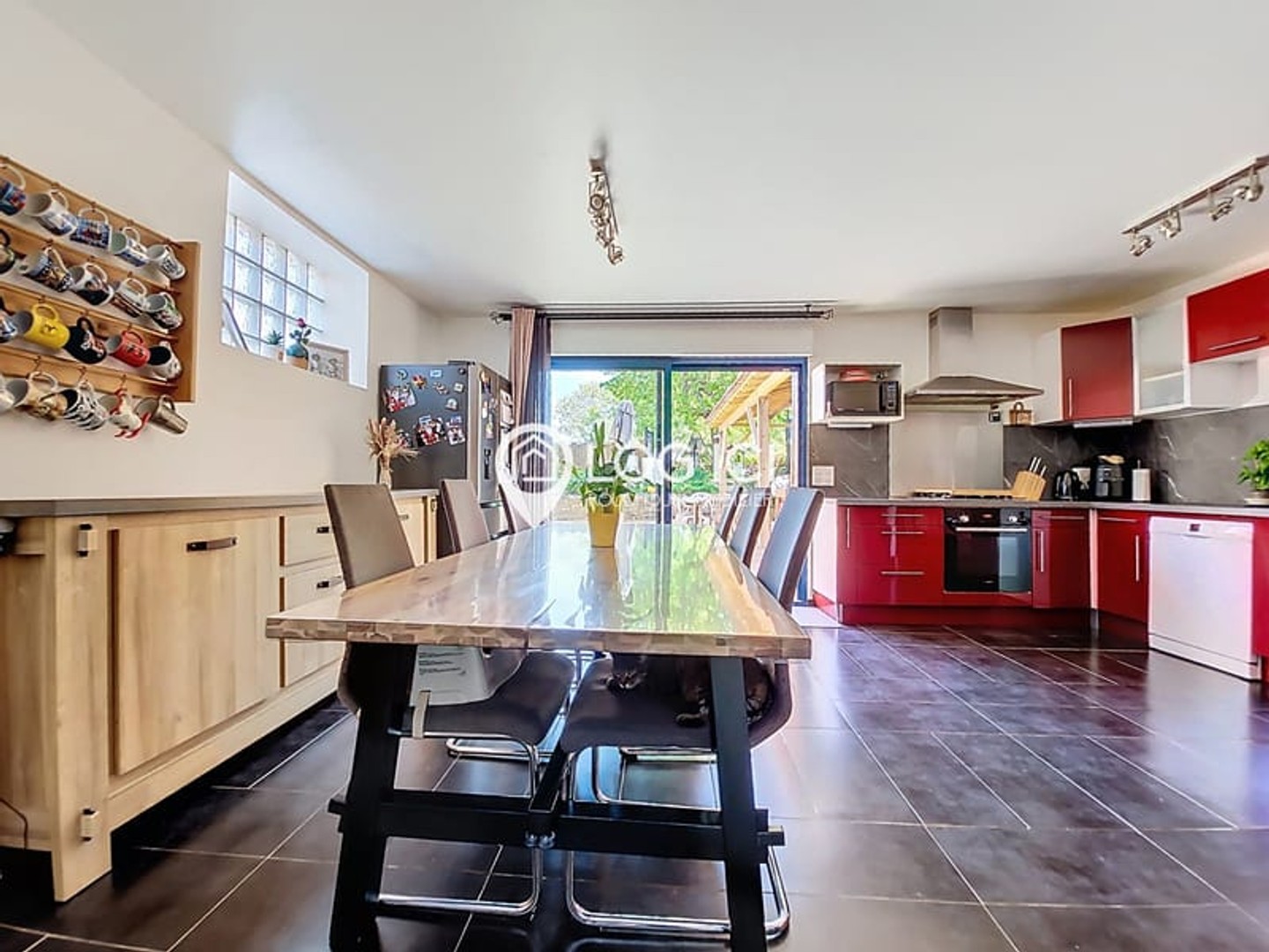 Maison à vendre - 4 pièces - 574m2 - Lembeye (64350)